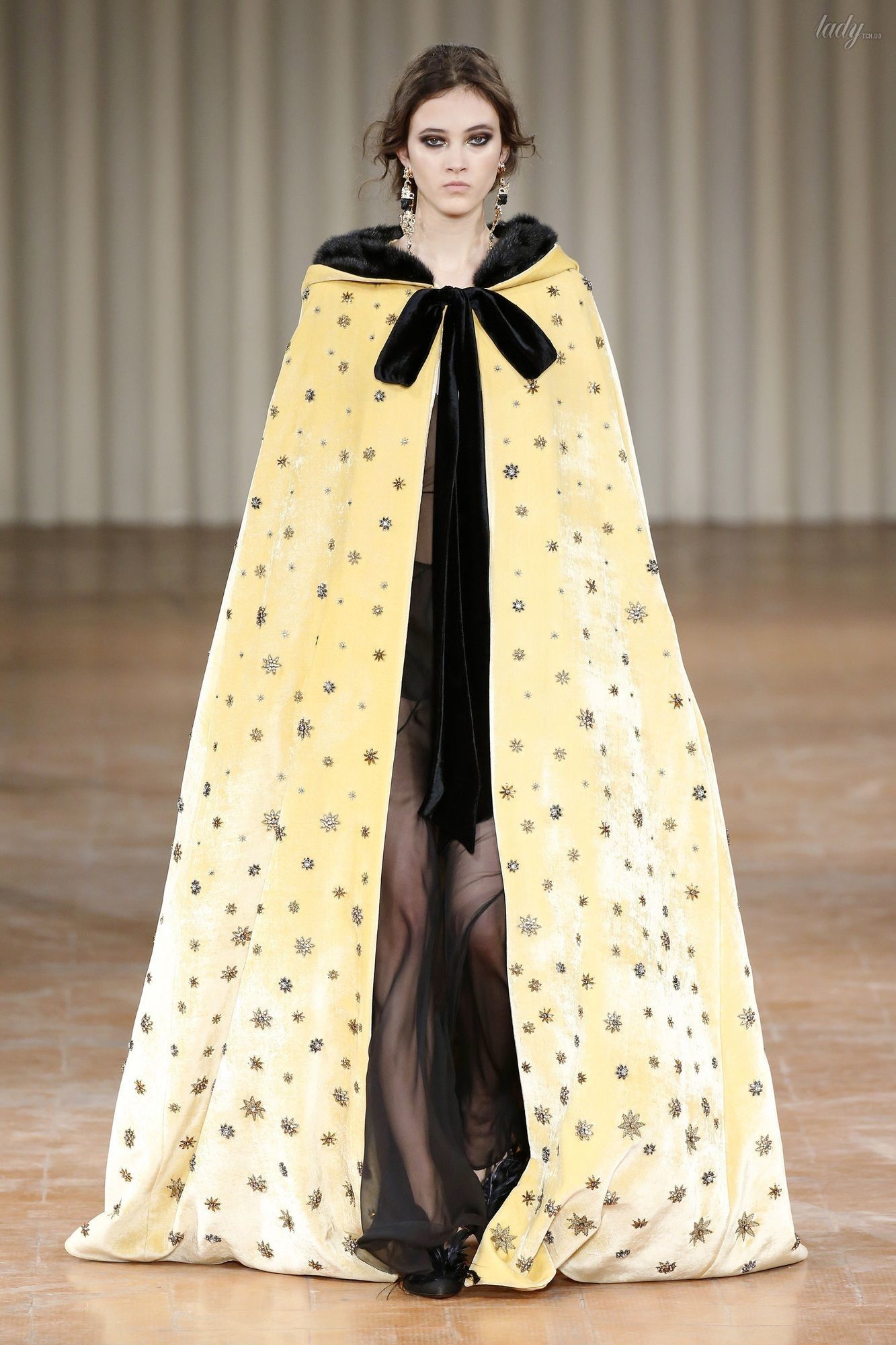 Коллекция Alberta Ferretti прет-а-порте сезона осень-зима 2017-2018_47
