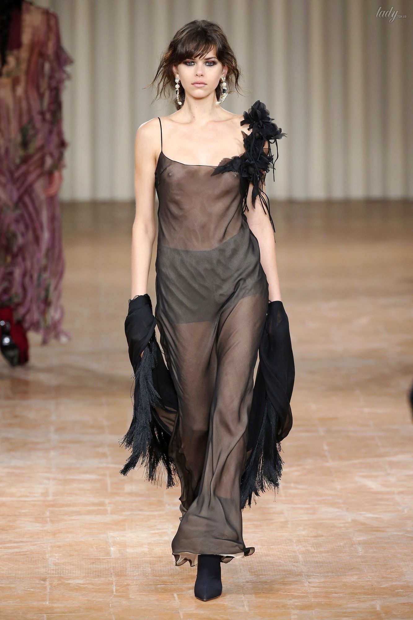 Коллекция Alberta Ferretti прет-а-порте сезона осень-зима 2017-2018_33