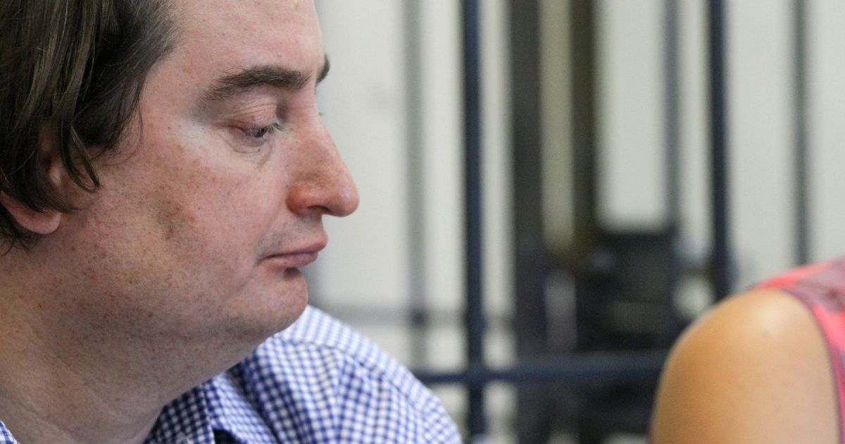 В ГПУ подтвердили, что суд принял решение о задержании Гужвы, который сбежал в Австрию