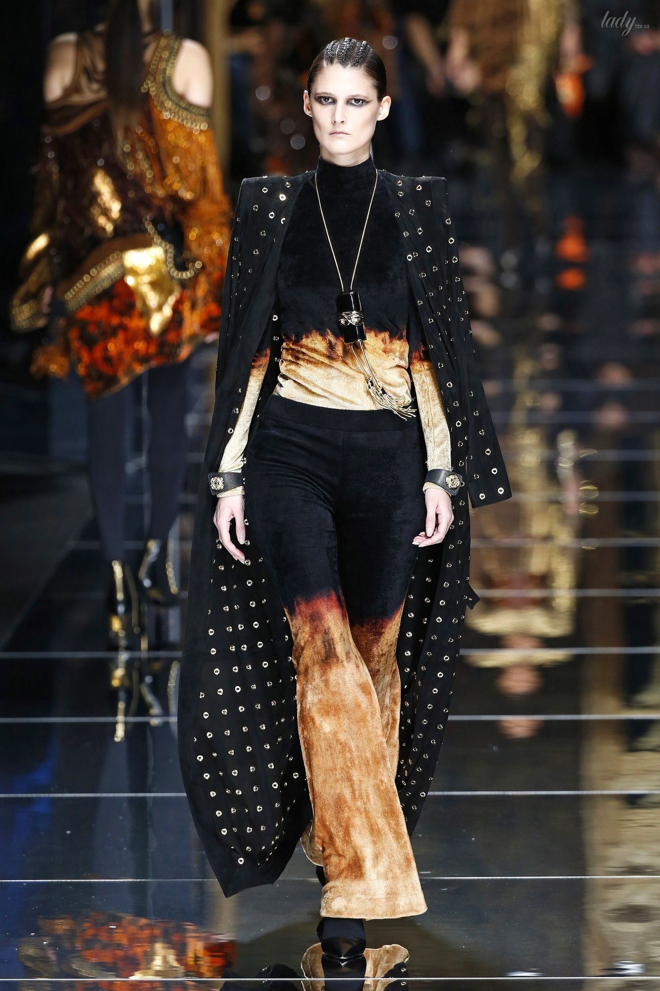 Коллекция Balmain прет-а-порте сезона осень-зима 2017-2018_9