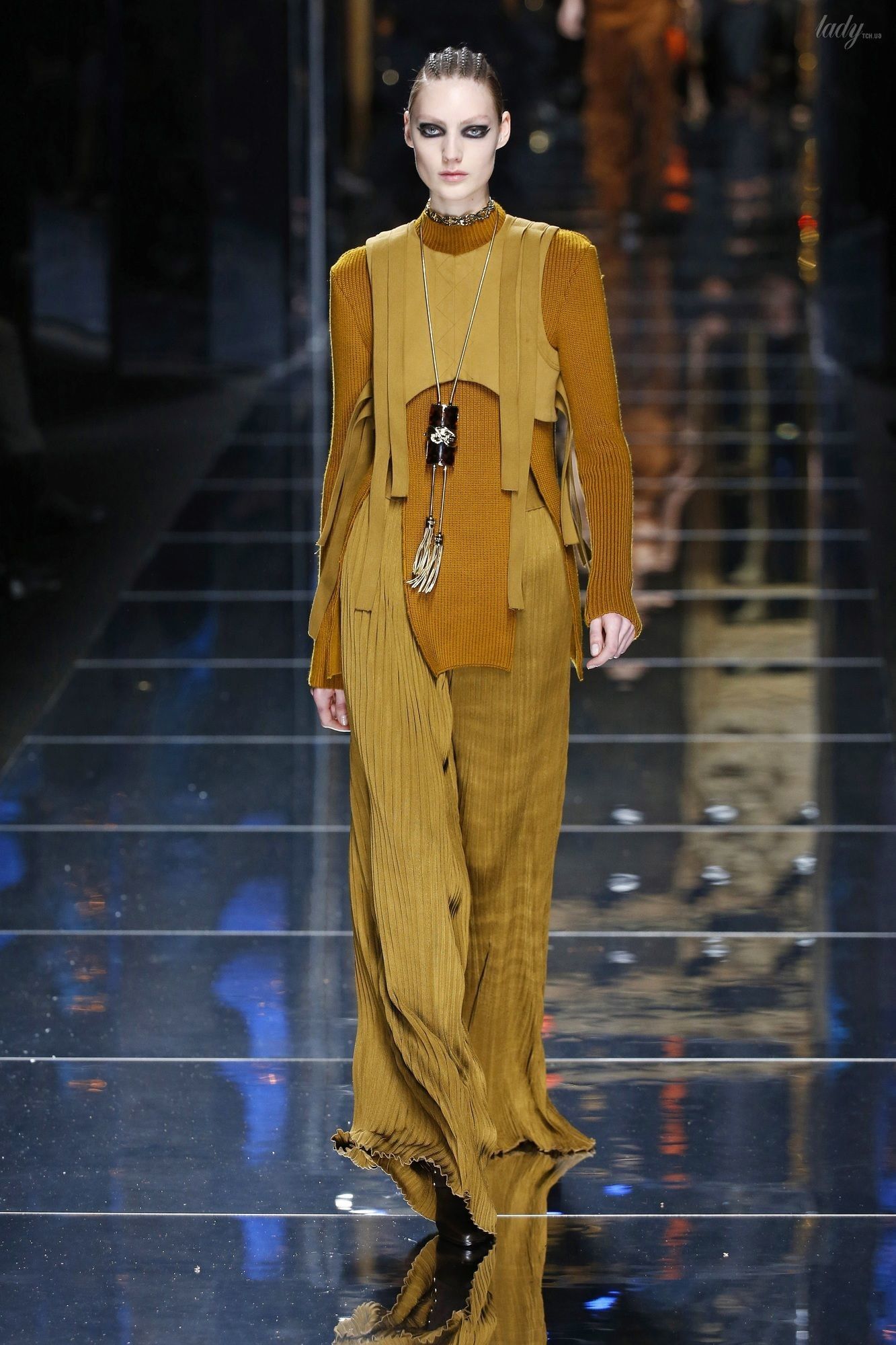 Коллекция Balmain прет-а-порте сезона осень-зима 2017-2018_19