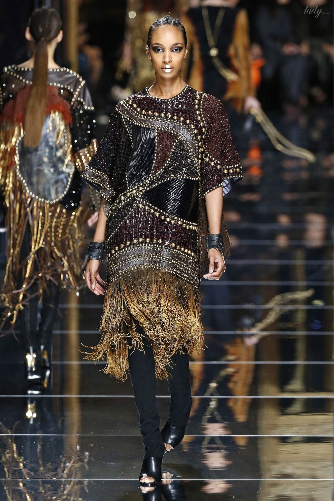 Коллекция Balmain прет-а-порте сезона осень-зима 2017-2018_13