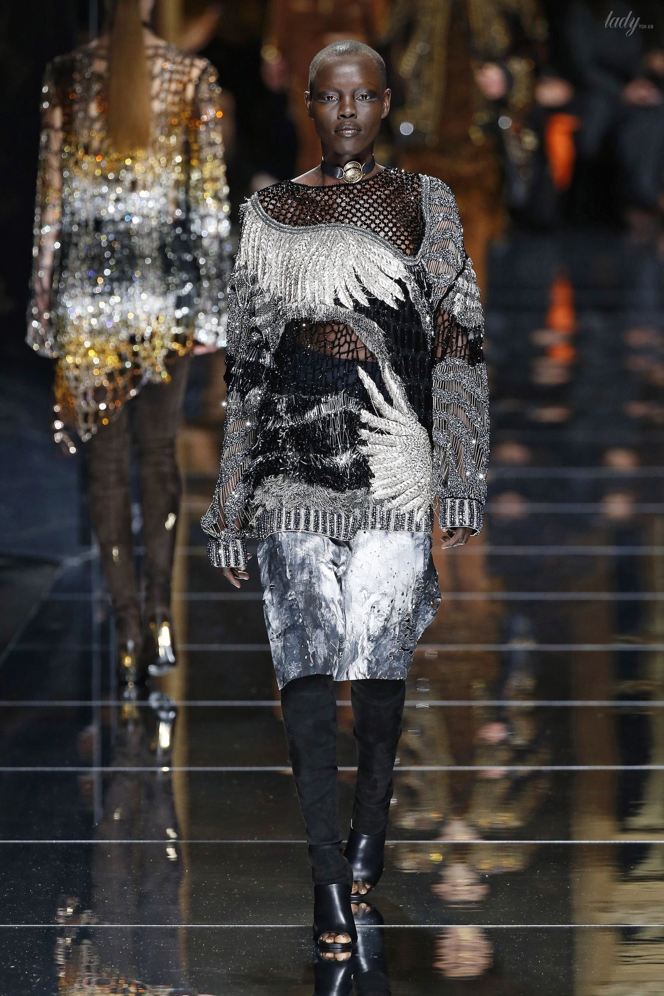 Коллекция Balmain прет-а-порте сезона осень-зима 2017-2018_31