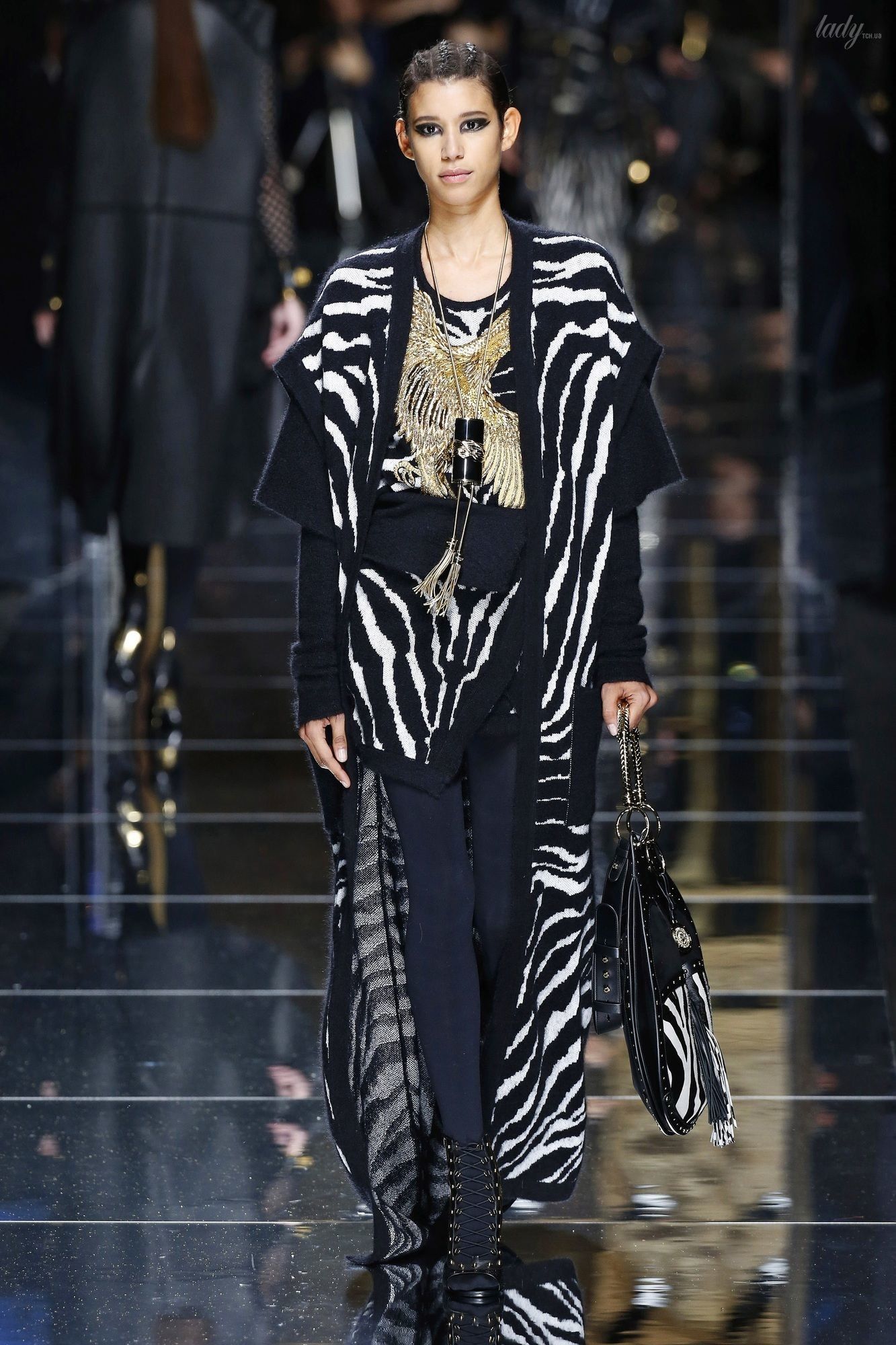 Коллекция Balmain прет-а-порте сезона осень-зима 2017-2018_42