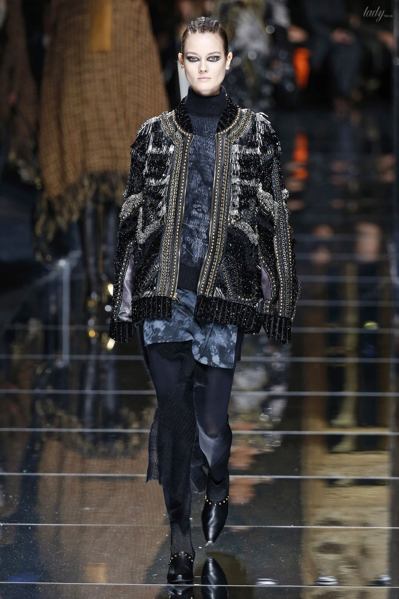 Коллекция Balmain прет-а-порте сезона осень-зима 2017-2018_37