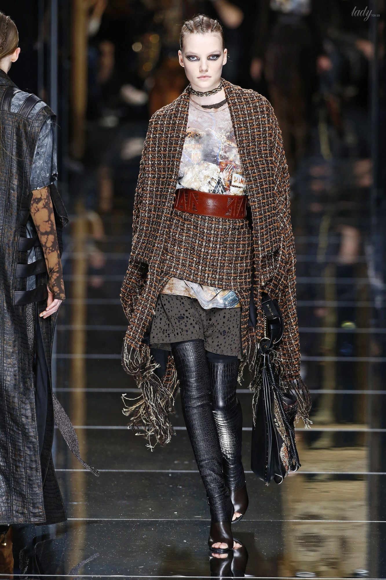 Коллекция Balmain прет-а-порте сезона осень-зима 2017-2018_35