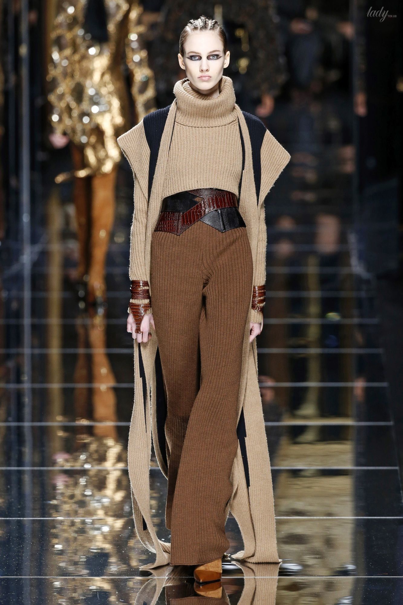 Коллекция Balmain прет-а-порте сезона осень-зима 2017-2018_48