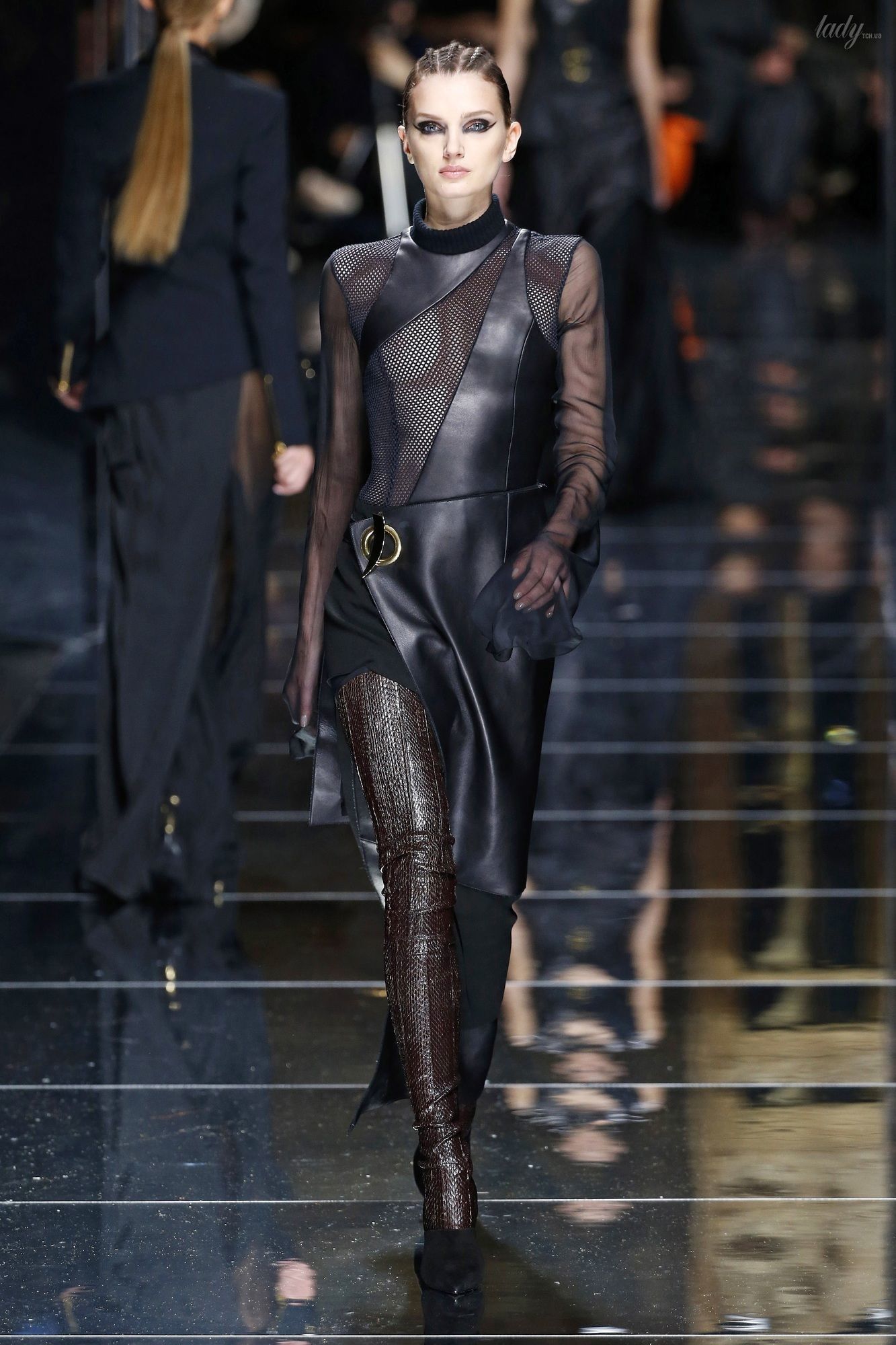 Коллекция Balmain прет-а-порте сезона осень-зима 2017-2018_75