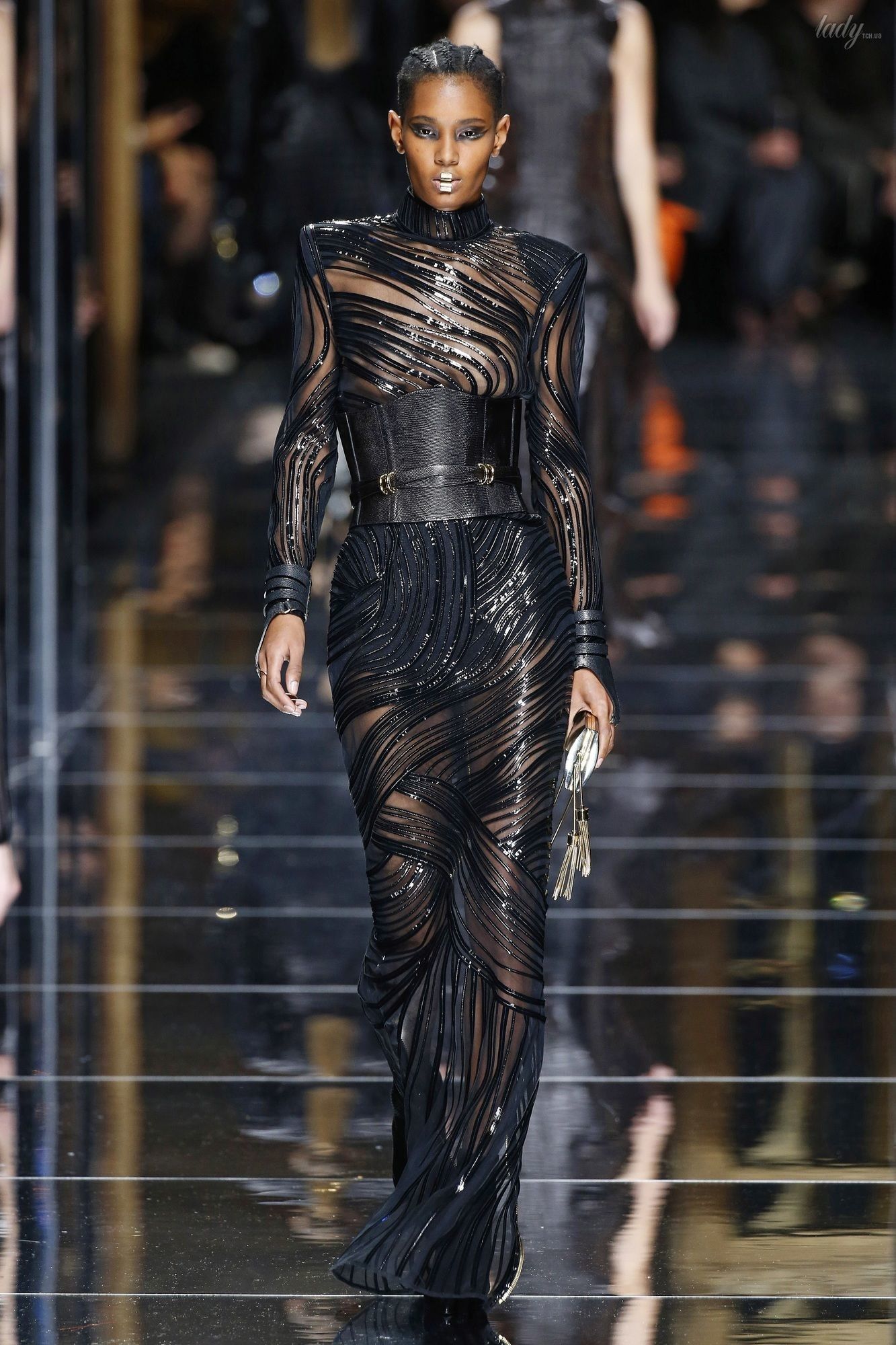 Коллекция Balmain прет-а-порте сезона осень-зима 2017-2018_79