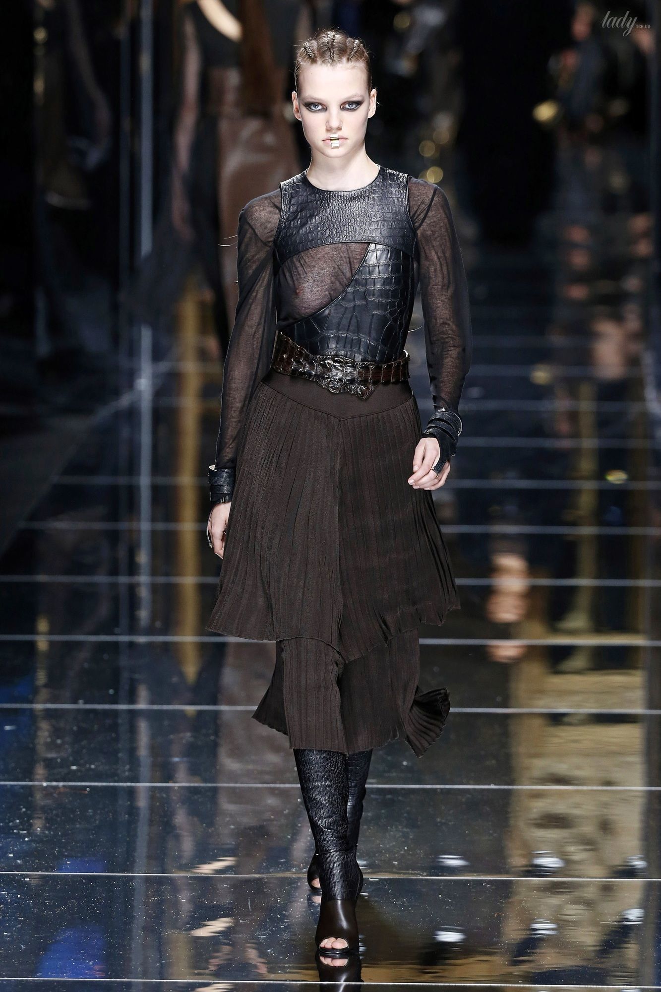 Коллекция Balmain прет-а-порте сезона осень-зима 2017-2018_70
