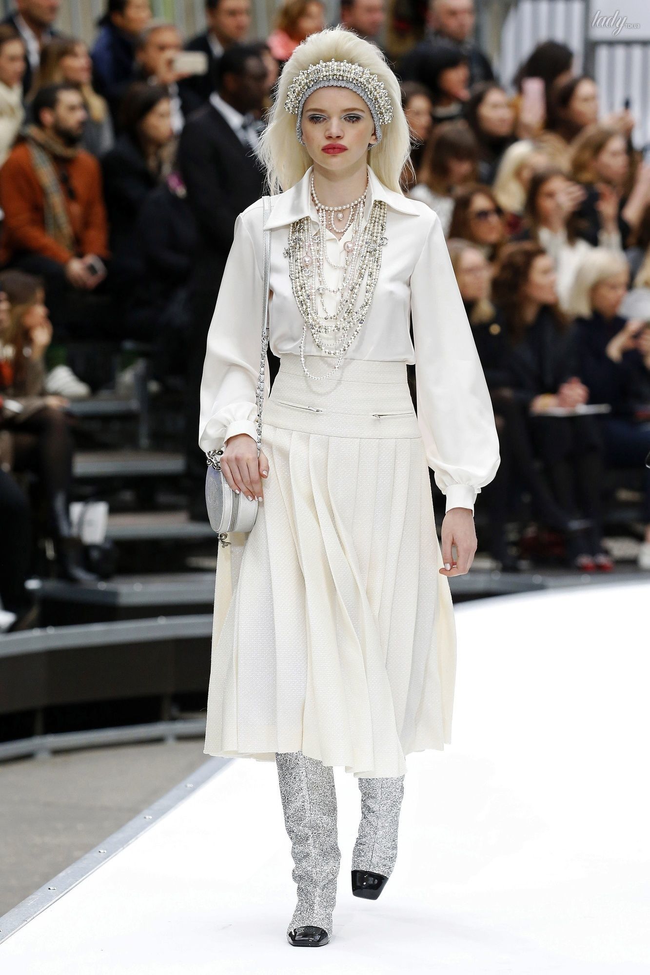Коллекция Chanel прет-а-порте сезона осень-зима 2017-2018_19