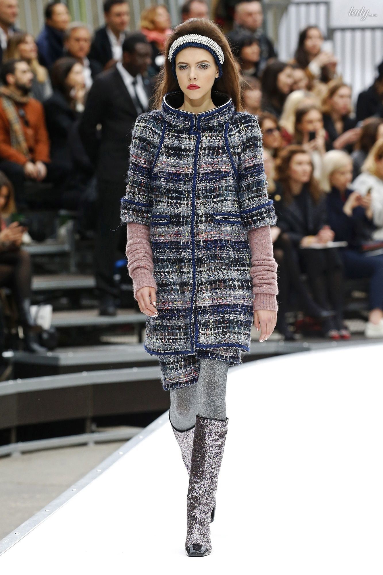 Коллекция Chanel прет-а-порте сезона осень-зима 2017-2018_32