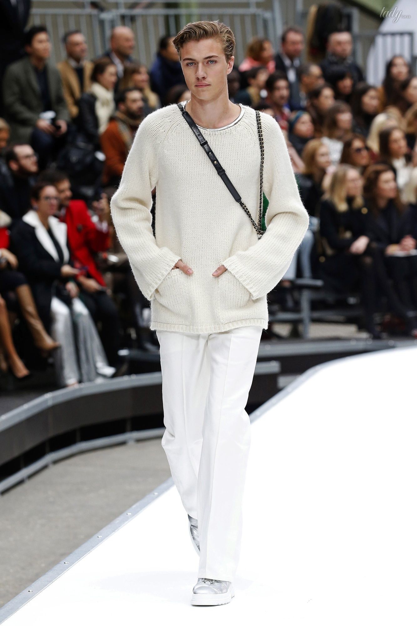 Коллекция Chanel прет-а-порте сезона осень-зима 2017-2018_27