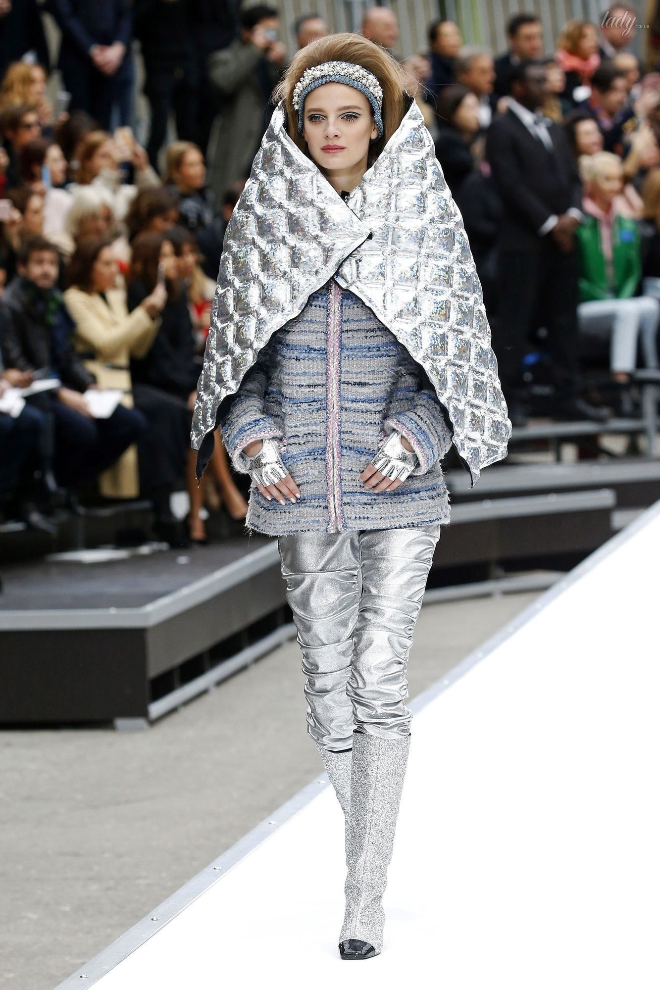 Коллекция Chanel прет-а-порте сезона осень-зима 2017-2018_30