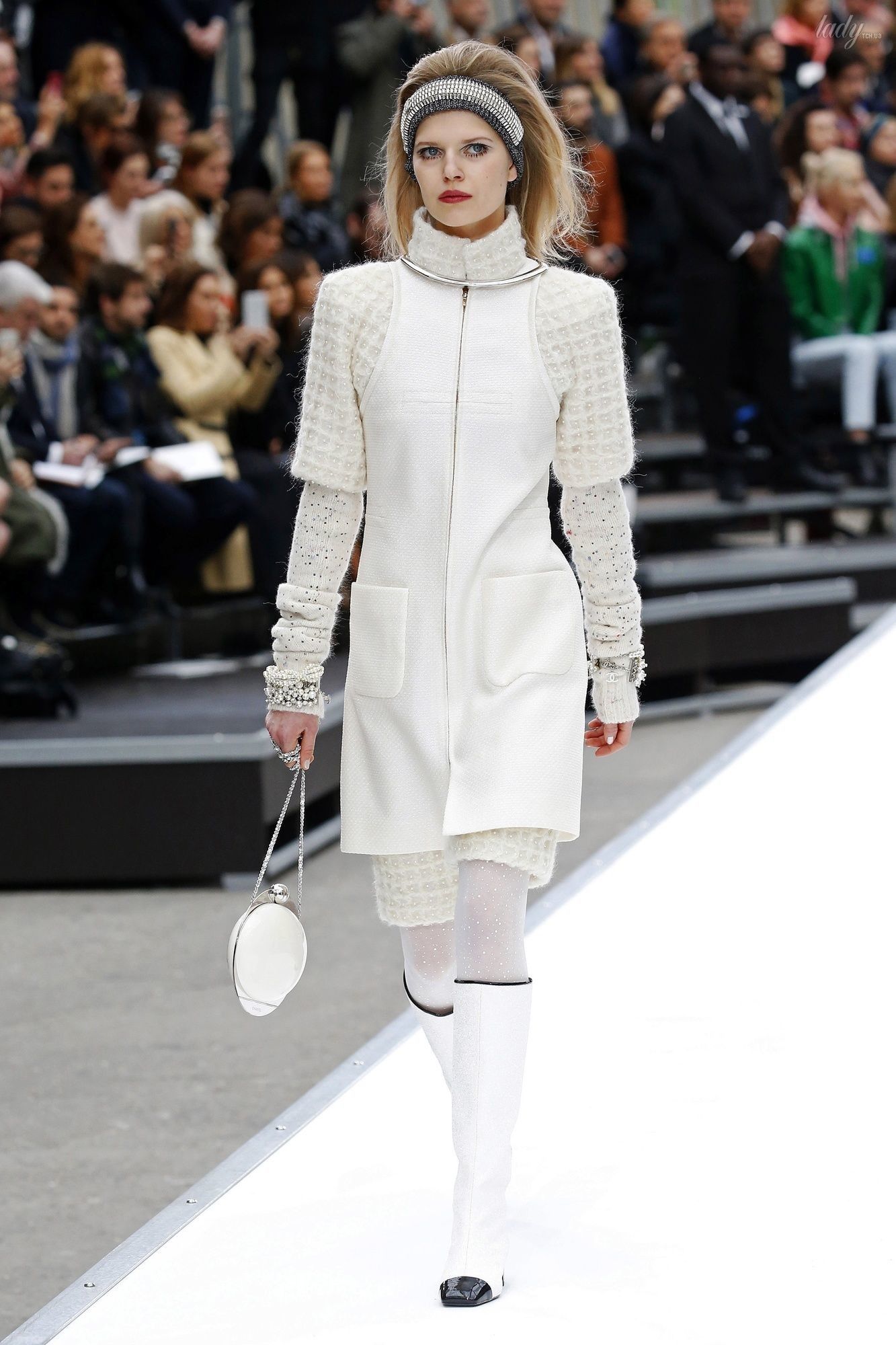 Коллекция Chanel прет-а-порте сезона осень-зима 2017-2018_18