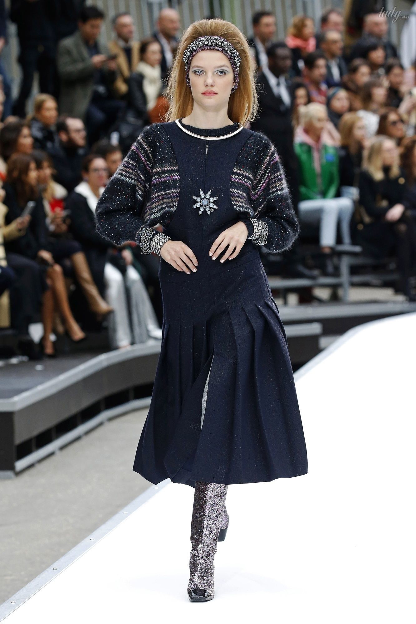 Коллекция Chanel прет-а-порте сезона осень-зима 2017-2018_40