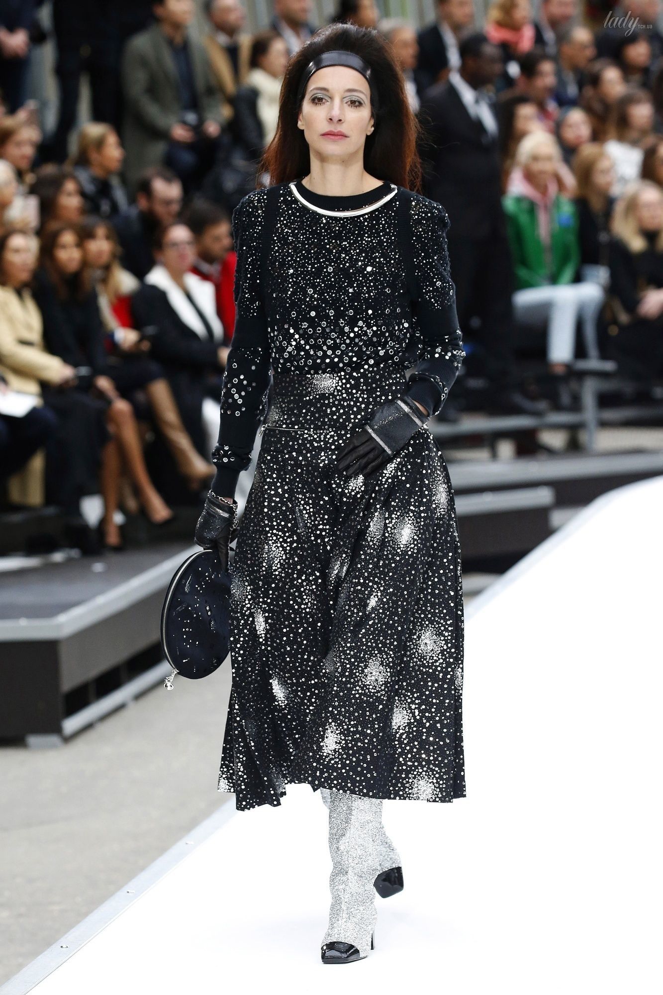 Коллекция Chanel прет-а-порте сезона осень-зима 2017-2018_45