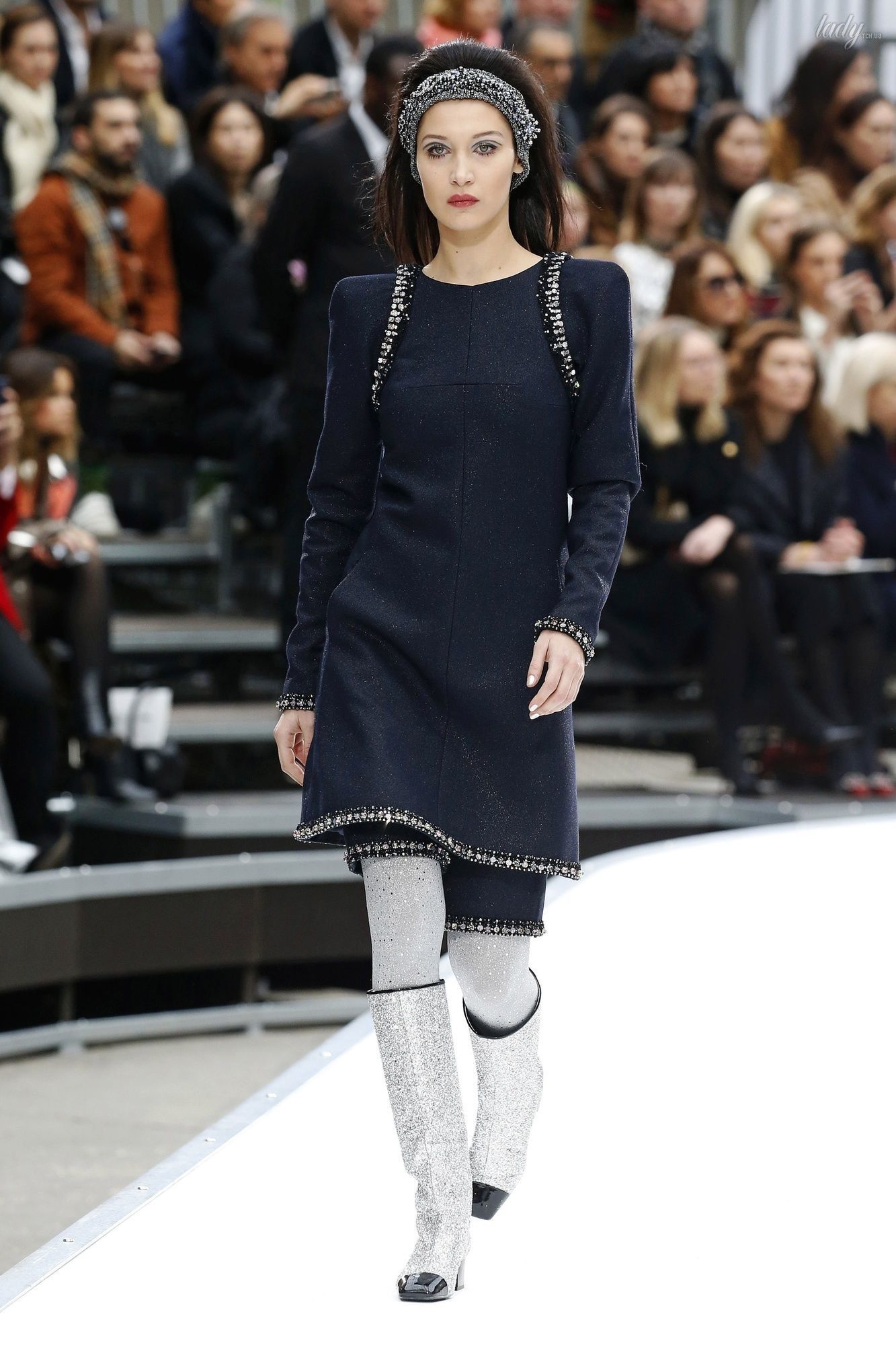Коллекция Chanel прет-а-порте сезона осень-зима 2017-2018_41