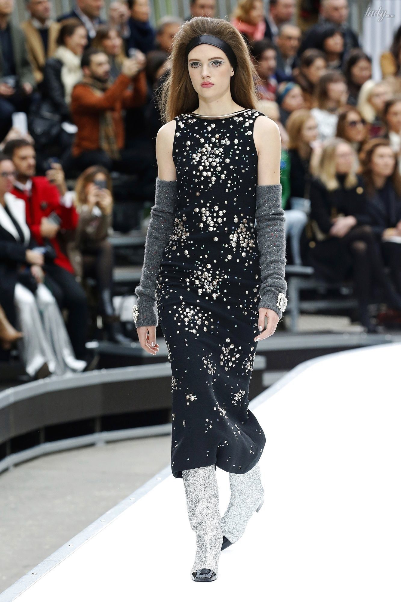 Коллекция Chanel прет-а-порте сезона осень-зима 2017-2018_46