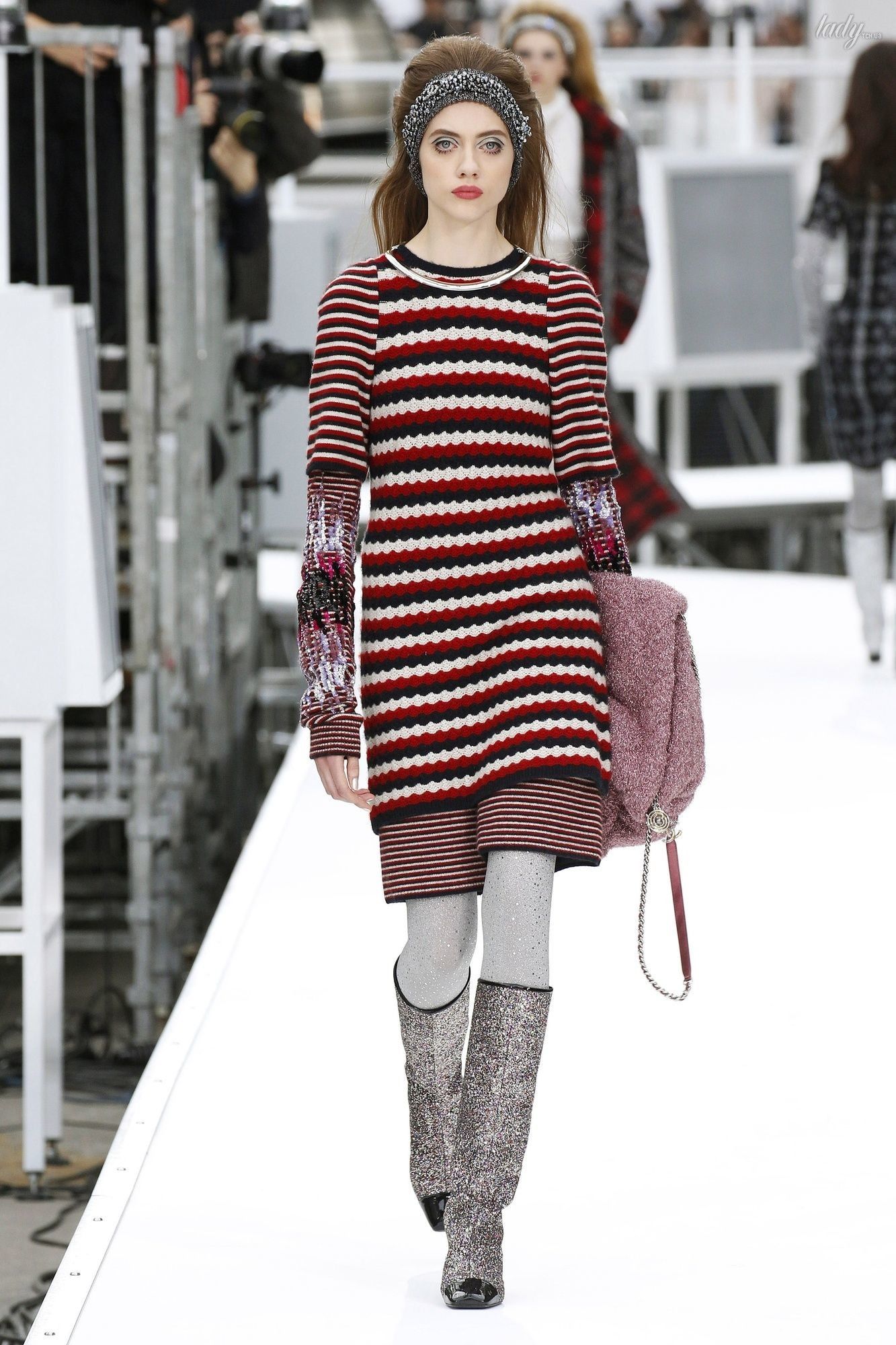 Коллекция Chanel прет-а-порте сезона осень-зима 2017-2018_58