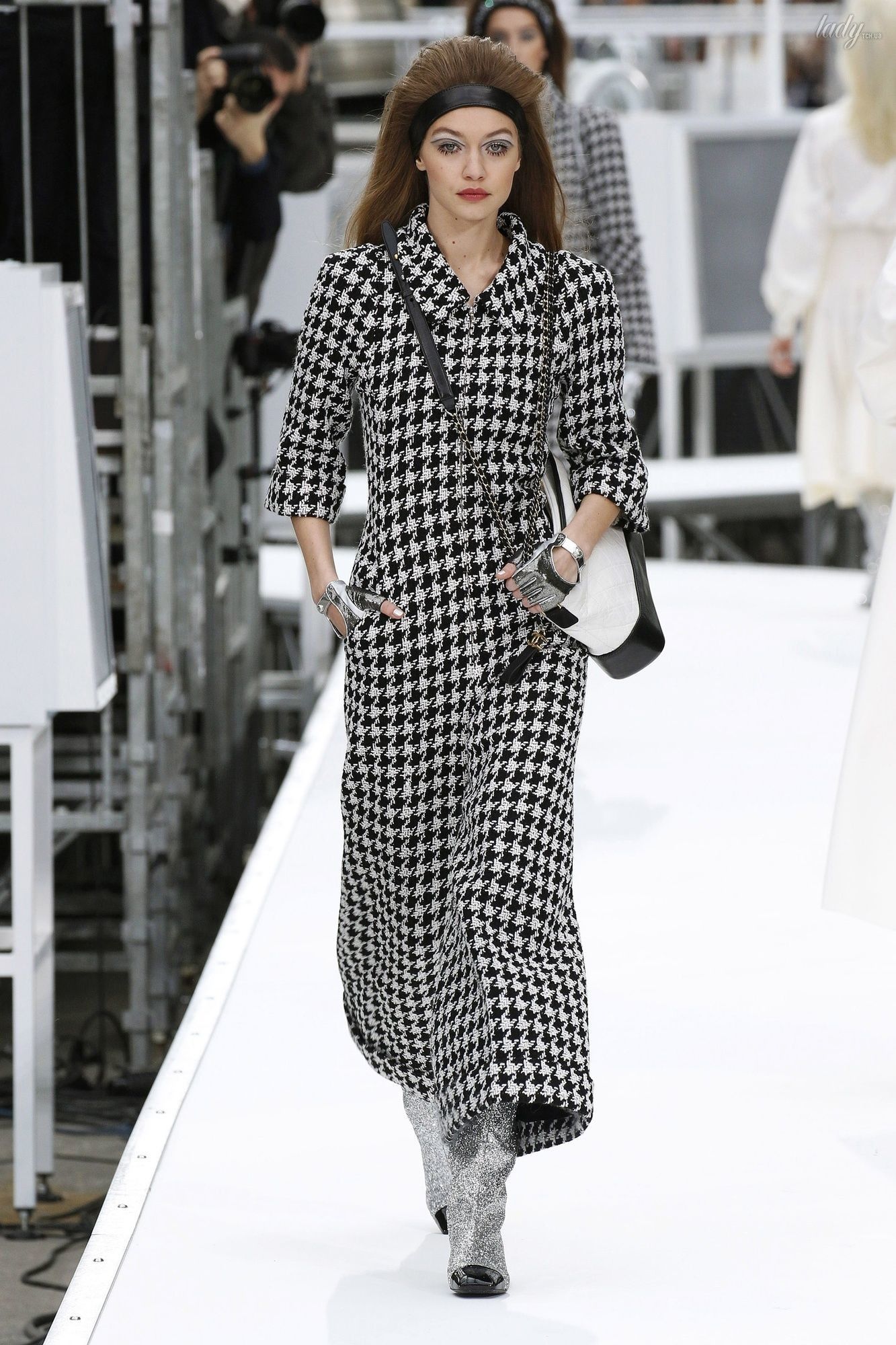 Коллекция Chanel прет-а-порте сезона осень-зима 2017-2018_64