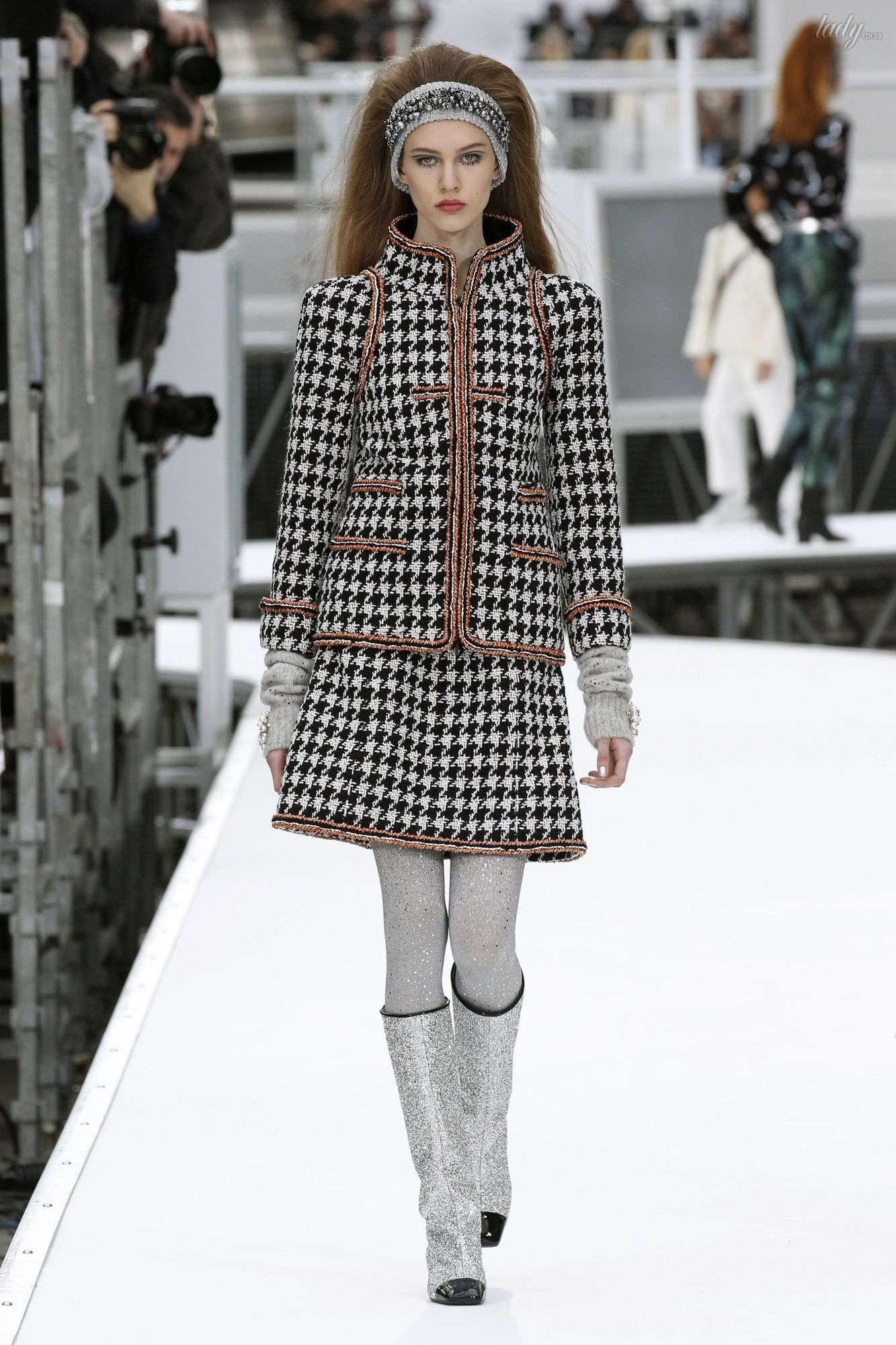 Коллекция Chanel прет-а-порте сезона осень-зима 2017-2018_66