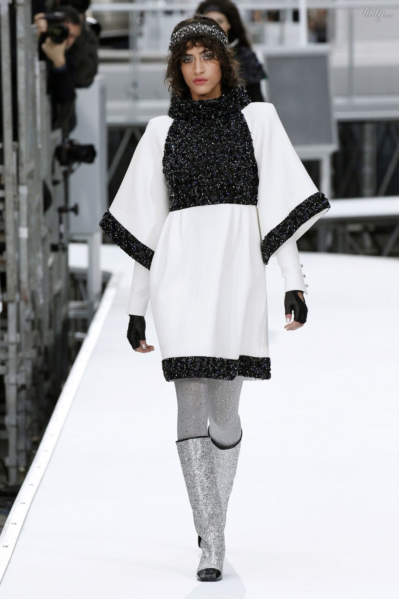 Коллекция Chanel прет-а-порте сезона осень-зима 2017-2018_86