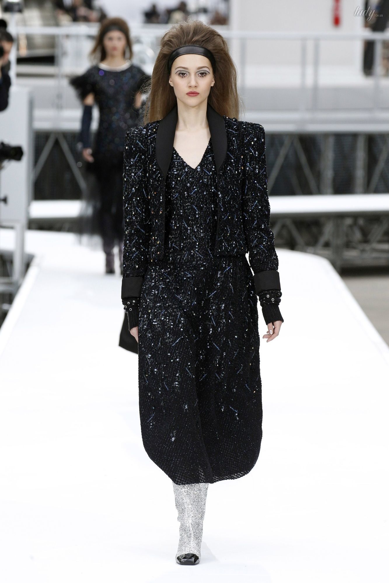 Коллекция Chanel прет-а-порте сезона осень-зима 2017-2018_92