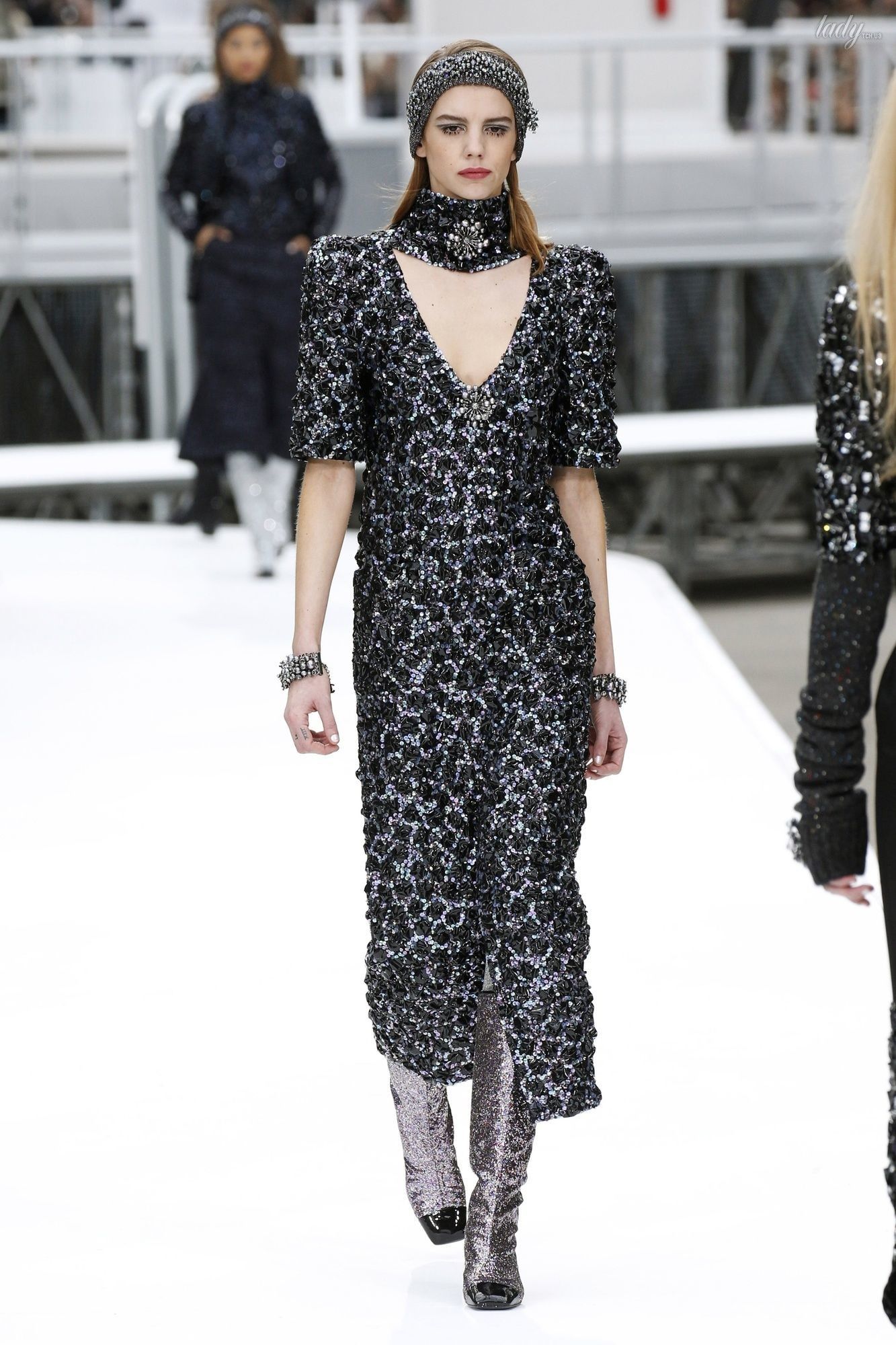 Коллекция Chanel прет-а-порте сезона осень-зима 2017-2018_89