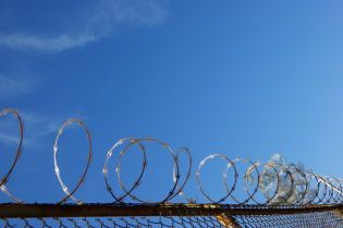 На Херсонщине из изолятора в тапочках сбежали преступники, объявлен план "Перехват"