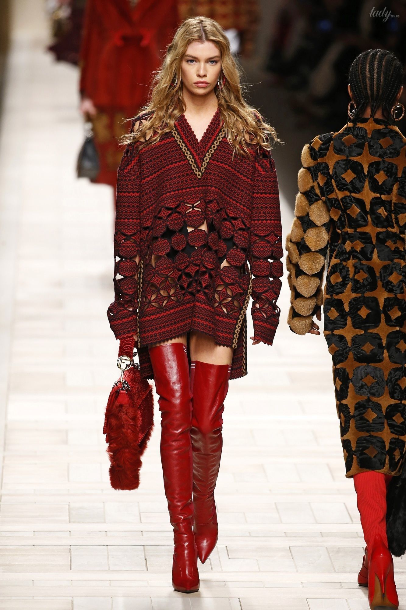 Коллекция Fendi прет-а-порте сезона осень-зима 2017-2018_11