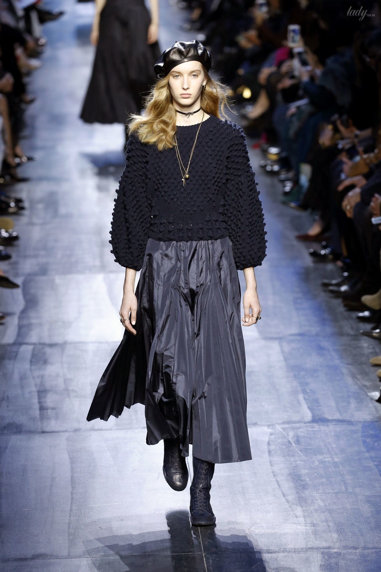 Коллекция Christian Dior прет-а-порте сезона осень-зима 2017-2018_18