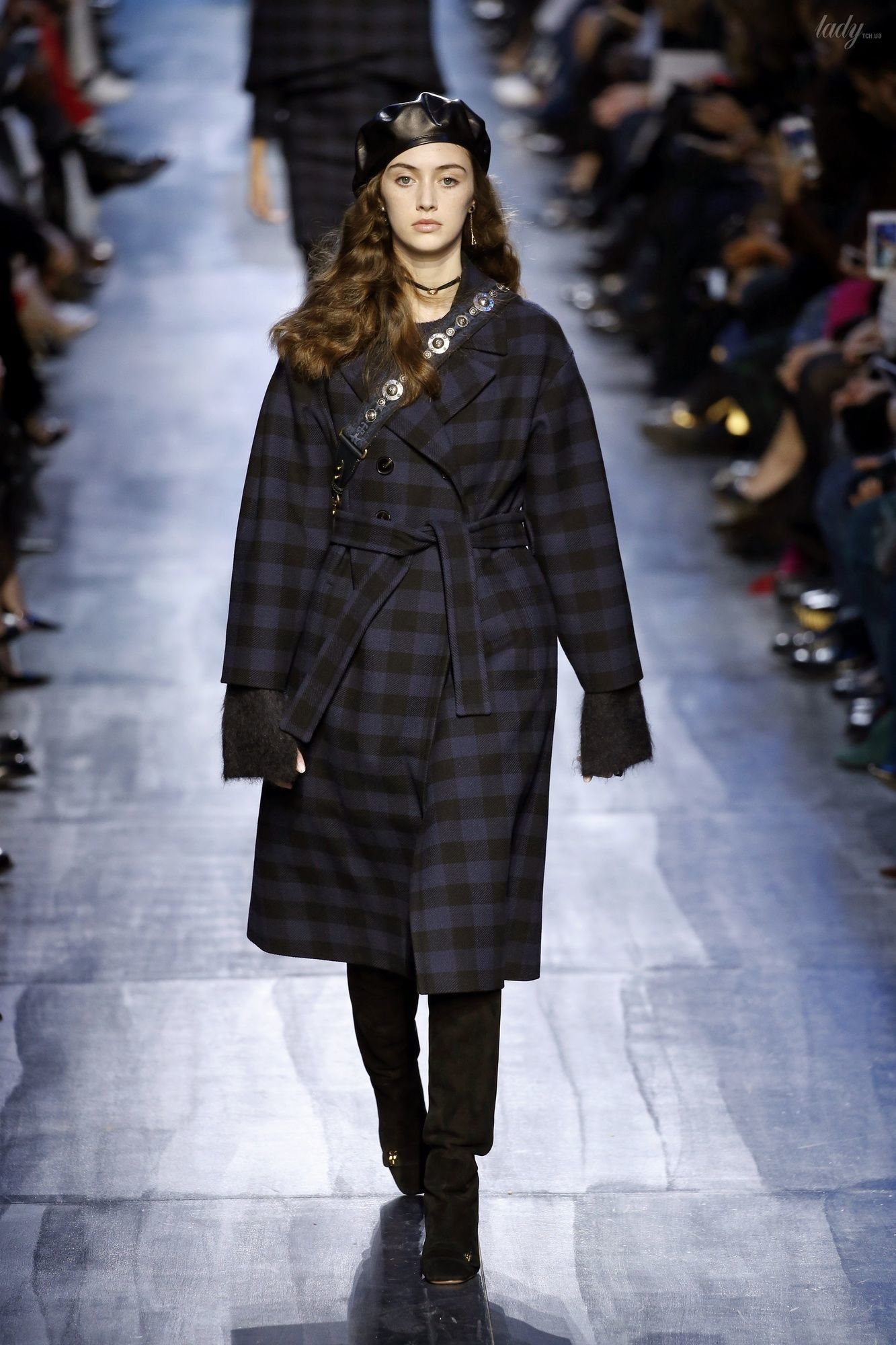 Коллекция Christian Dior прет-а-порте сезона осень-зима 2017-2018_14