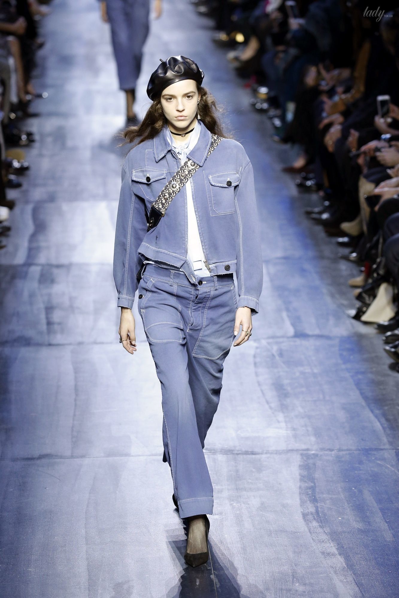 Коллекция Christian Dior прет-а-порте сезона осень-зима 2017-2018_26