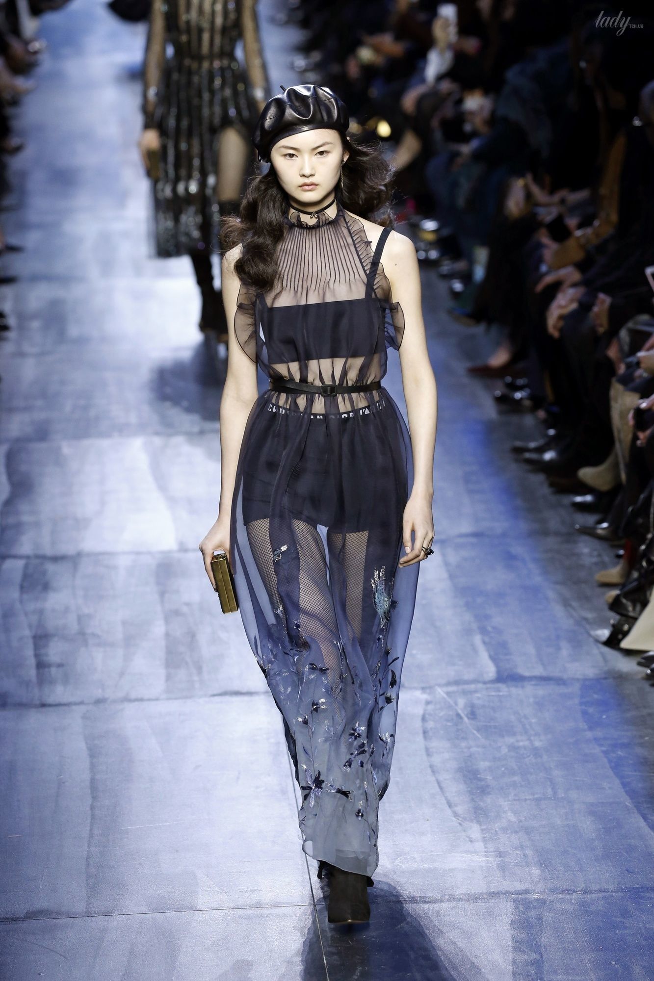 Коллекция Christian Dior прет-а-порте сезона осень-зима 2017-2018_32