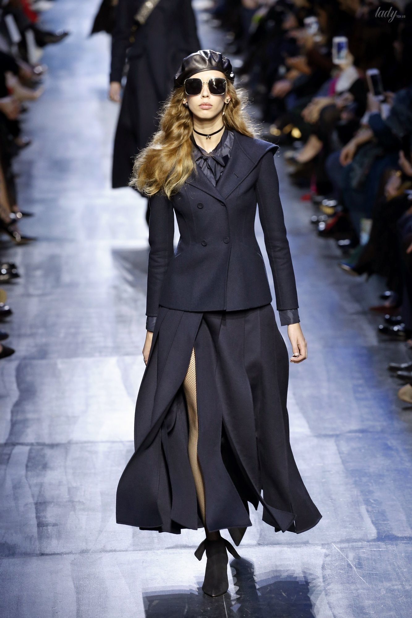 Коллекция Christian Dior прет-а-порте сезона осень-зима 2017-2018_45