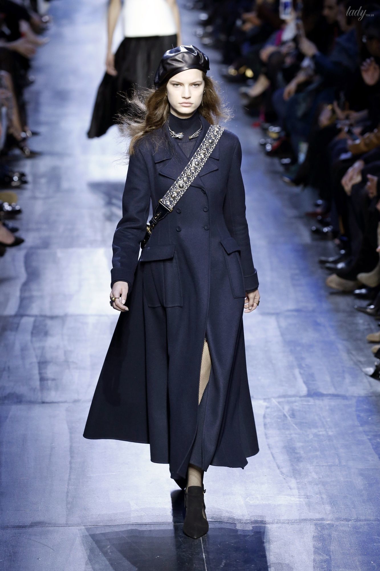 Коллекция Christian Dior прет-а-порте сезона осень-зима 2017-2018_46
