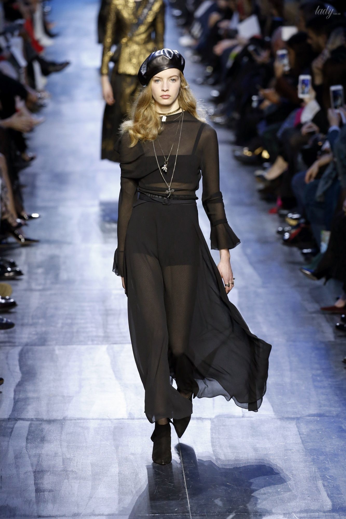 Коллекция Christian Dior прет-а-порте сезона осень-зима 2017-2018_51