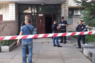 В Киеве в подъезде нашли мужчину с простреленной головой
