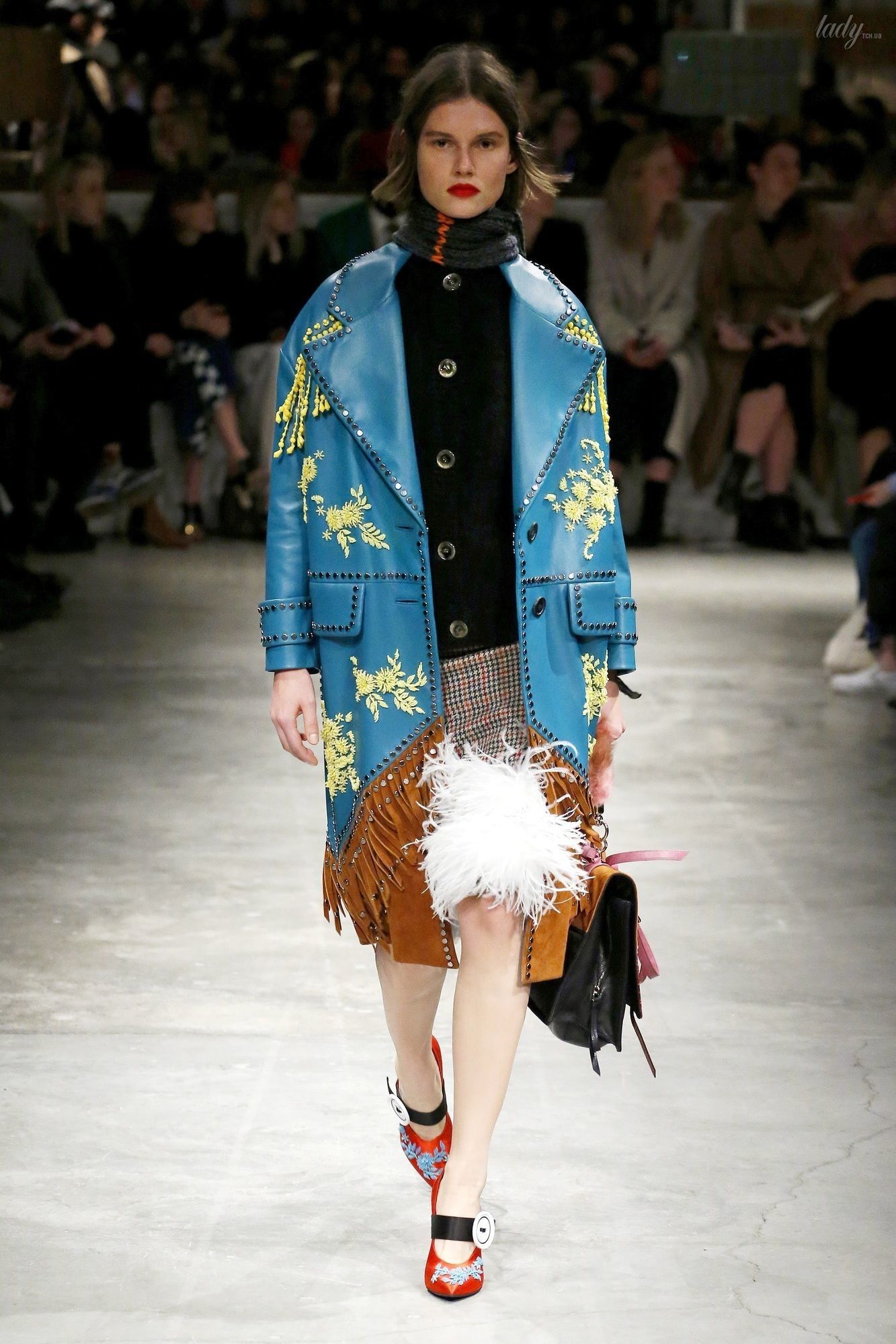 Коллекция Prada прет-а-порте сезона осень-зима 2017-2018_36