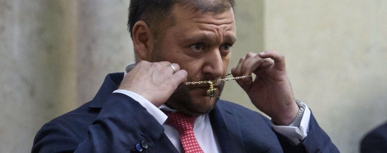 Пятница в Украине станет днем допросов, судов и возможных громких арестов