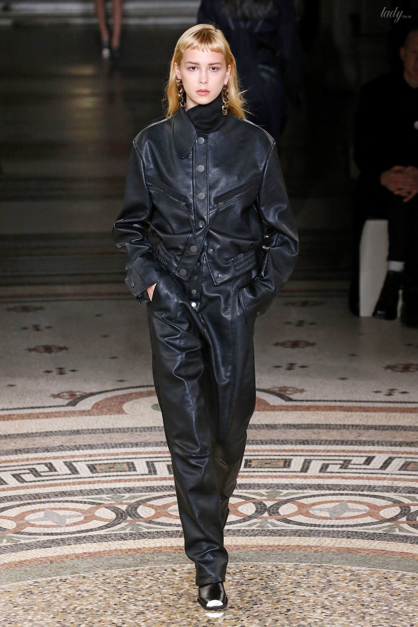 Коллекция Stella McCartney прет-а-порте сезона осень-зима 2017-2018_25