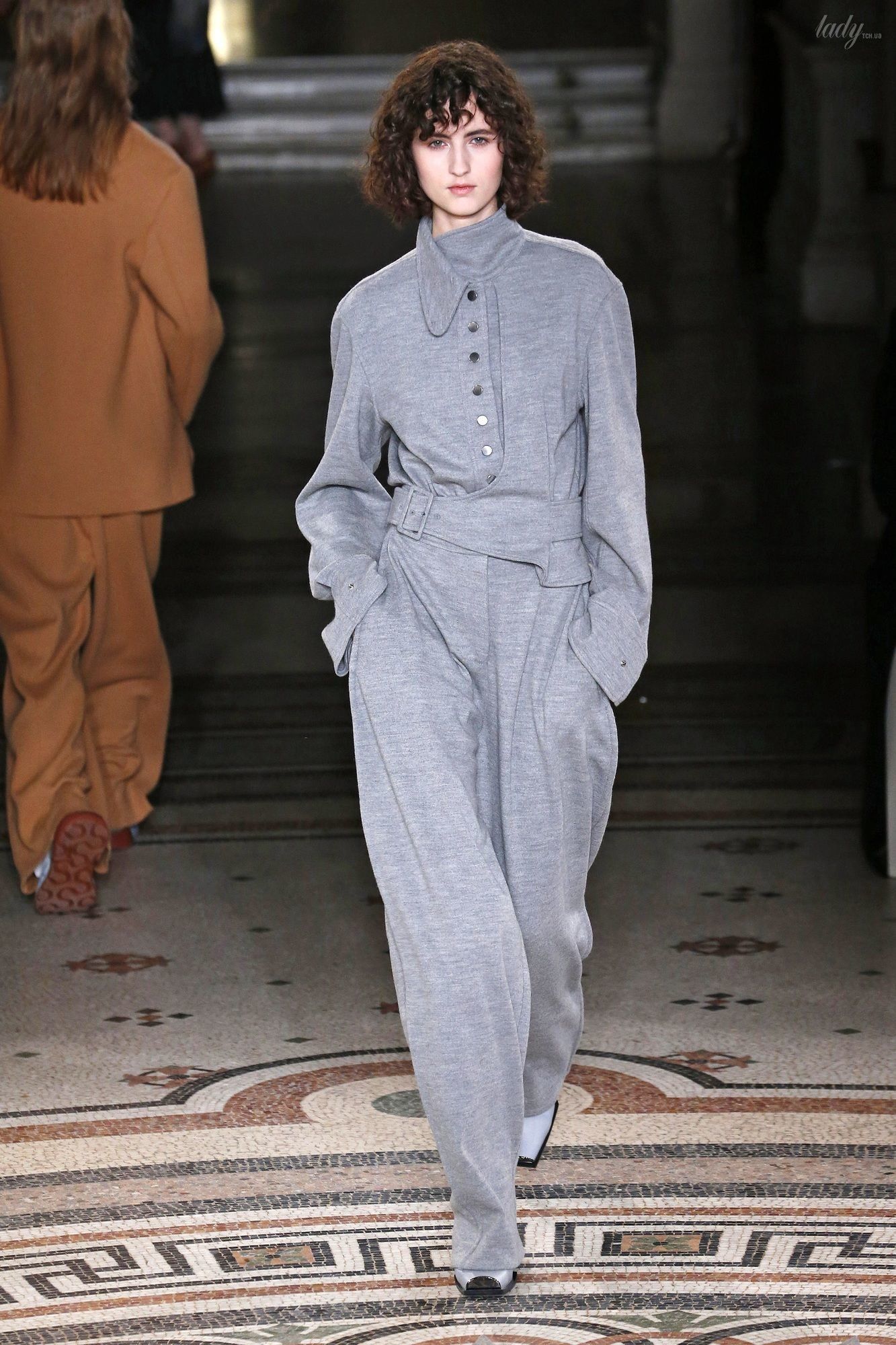 Коллекция Stella McCartney прет-а-порте сезона осень-зима 2017-2018_13