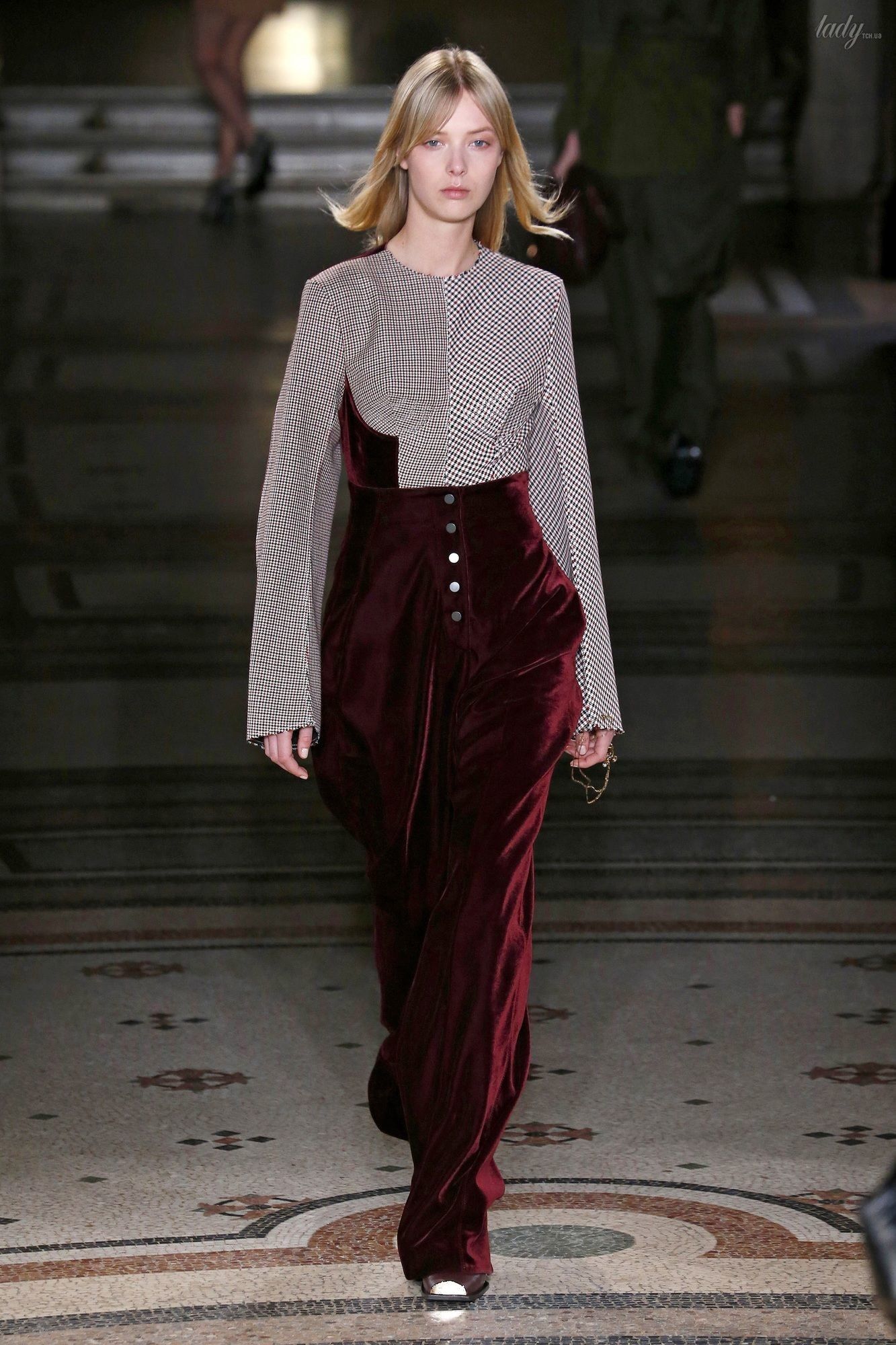Коллекция Stella McCartney прет-а-порте сезона осень-зима 2017-2018_34