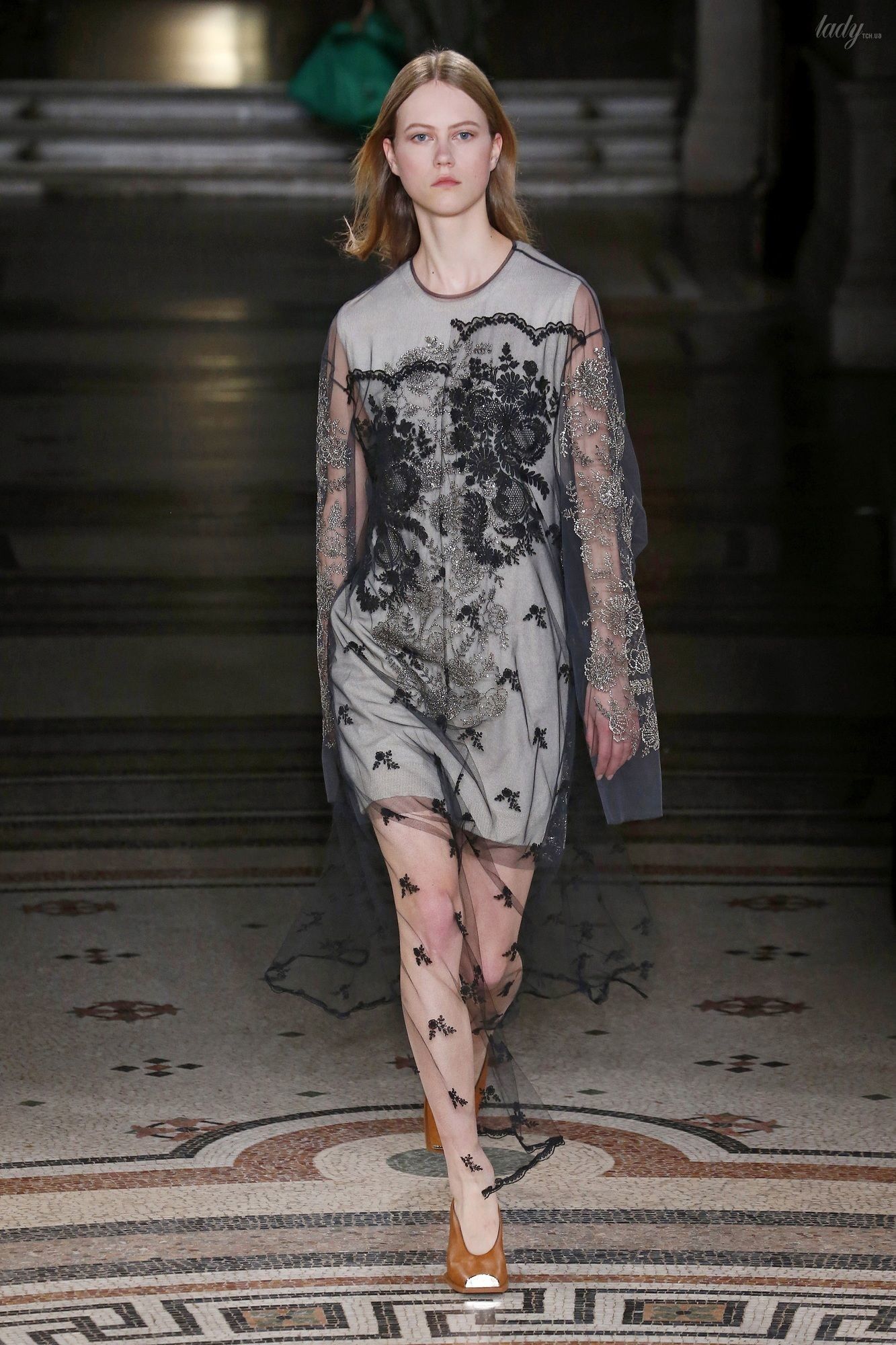 Коллекция Stella McCartney прет-а-порте сезона осень-зима 2017-2018_37