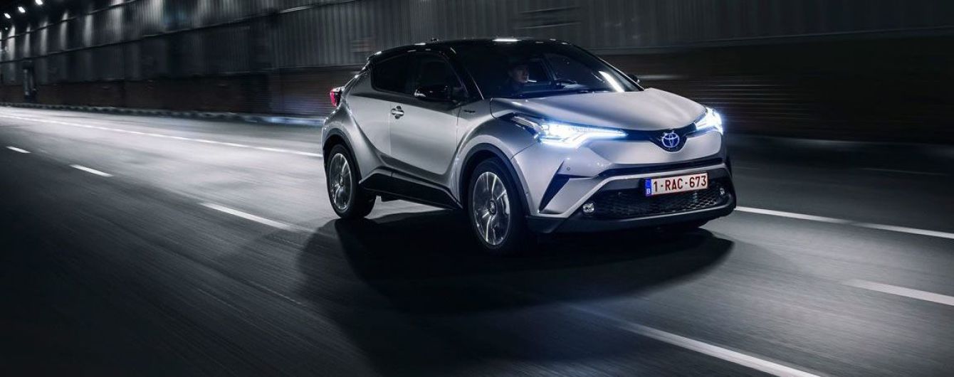 В Украине стартовал прием заказов на Toyota C-HR с новым мотором