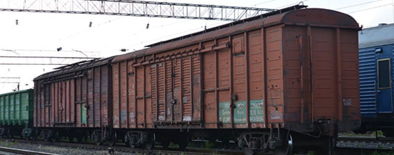 У Тернополі хлопець вижив після удару струмом у 27 тис. вольт під час спроби зробити селфі на поїзді