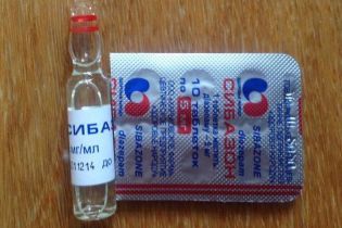 В Киеве медсестра продавала наркотики и собственноручно делала инъекции наркоманам