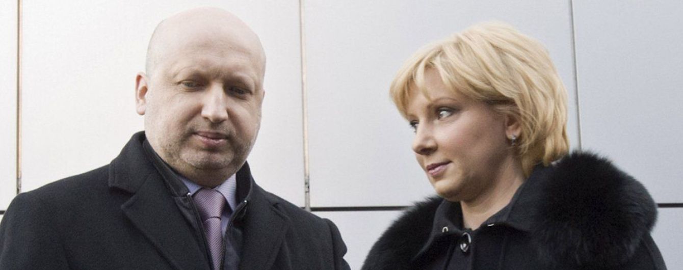 "Кривавий пастор" – це дуже смішно: дружина Турчинова дала ексклюзивне інтерв'ю ТСН