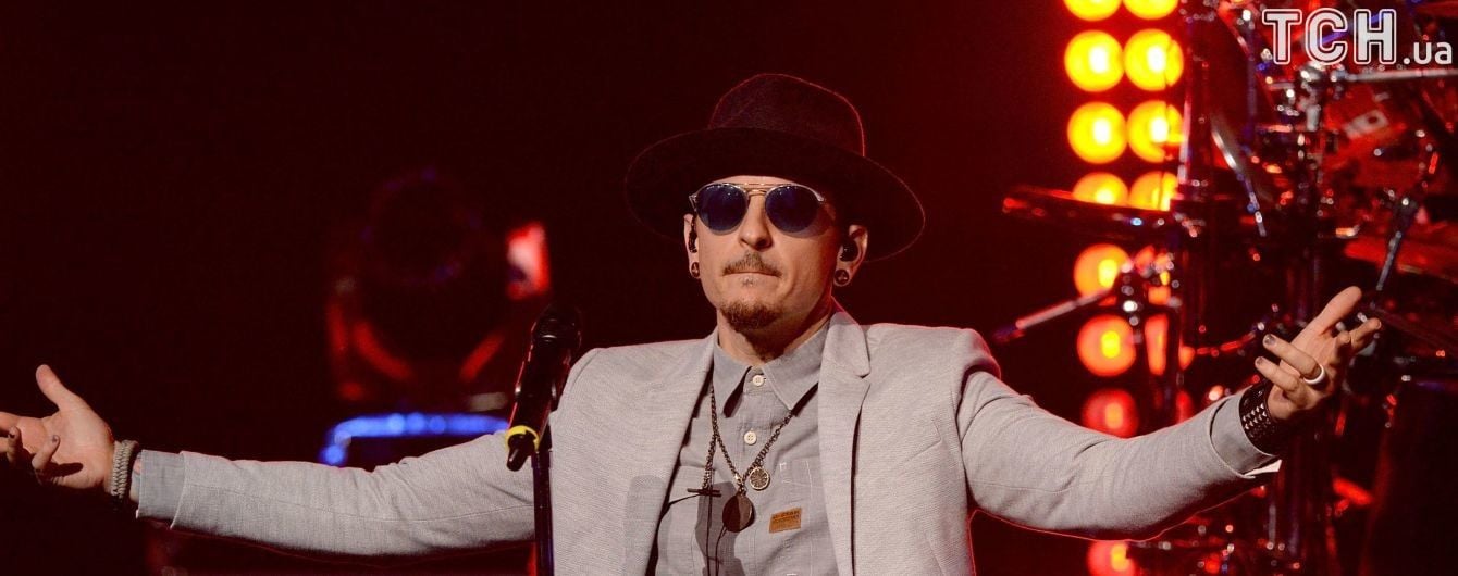 В Киеве создали мурал с покойным вокалистом Linkin Park Честером Беннингтоном